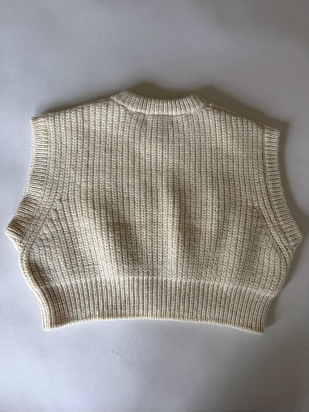 Apiece Apart Cream Cable-Knit Sleeveless Sweater Vest - Picture 2 of 7